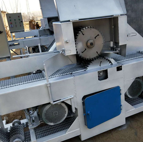 圓木多片鋸.jpg 圓木多片鋸.jpg